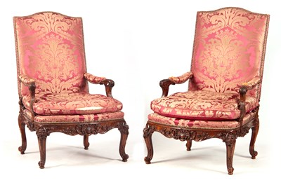 Lot 693 - A FINE PAIR OF 18TH CENTURY ROCOCO FRENCH...