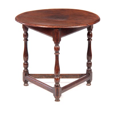 Lot 723 - A RARE QUEEN ANNE CIRCULAR JOINED OAK CHILD'S...