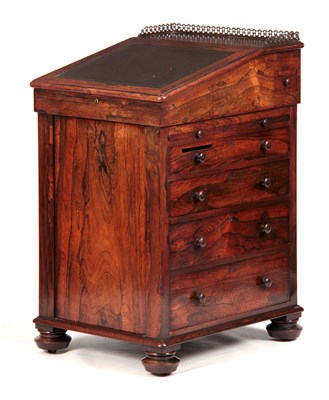 Lot 775 - AN EARLY 19TH CENTURY ROSEWOOD DAVENPORT the...