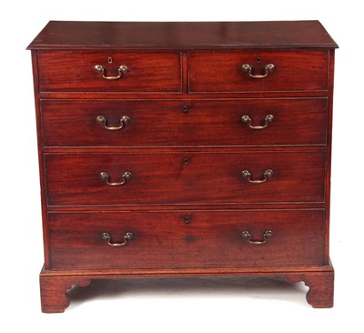 Lot 796 - A GEORGE III MAHOGANY CHEST OF DRAWERS having...