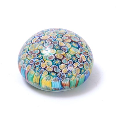 Lot 9 - A BACCARAT STYLE GLASS PAPERWEIGHT with...