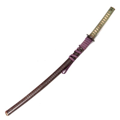 Lot 113 - A 19TH CENTURY JAPANESE SAMURAI SWORD with...