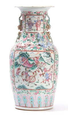 Lot 99 - A 19TH CENTURY CANTONESE FAMILLE ROSE VASE the...