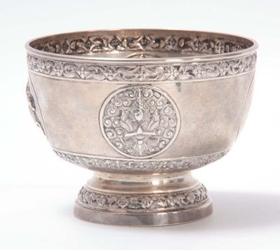 Lot 109 - A 20TH CENTURY CHINESE SILVER BOWL with...