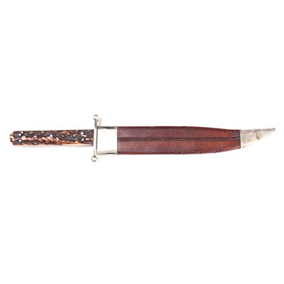 Lot 234 - A 19TH CENTURY STAG HORN HANDLE BOWIE KNIVE...