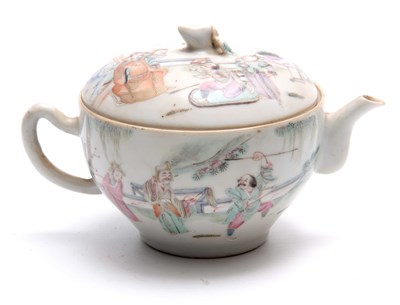 Lot 167 - AN 18TH / 19TH CENTURY CHINESE LIDDED TEAPOT...