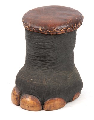 Lot 304 - AN EARLY 20th CENTURY TAXIDERMY STOOL formed...