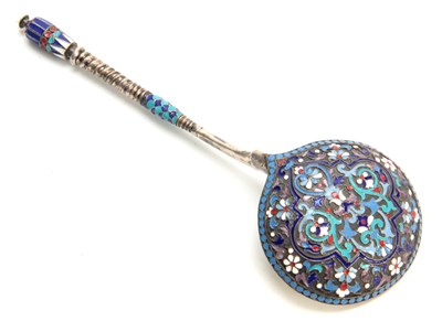 Lot 444 - A RUSSIAN CLOISONNE ENAMEL AND SILVER GILT...