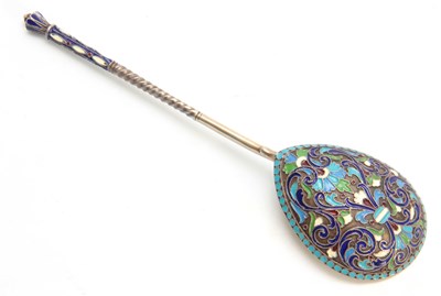 Lot 449 - A RUSSIAN CLOISONNE ENAMEL AND SILVER GILT...