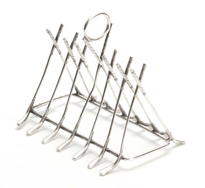 Lot 569 - A SILVER PLATED NOVALTIY GOLF CLUB TOASTRACK...