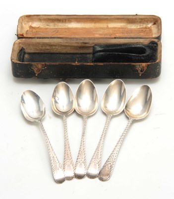 Lot 584 - A SET OF FIVE GEORGE III SILVER TEASPOONS -...