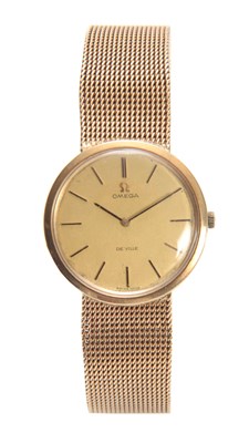 Lot 613 - A GENTLEMANS 9CT GOLD OMEGA DE VILLE WRIST...