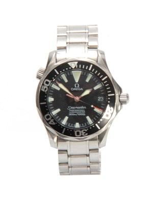 Lot 615 - A GENTLEMAN'S STEEL OMEGA SEAMASTER WITH...