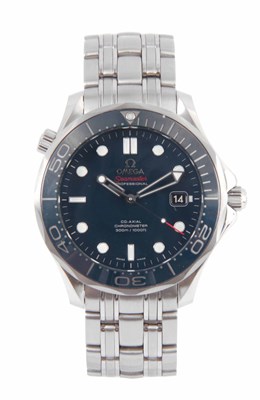 Lot 629 - A GENTLEMAN'S STEEL OMEGA SEAMASTER DIVERS...