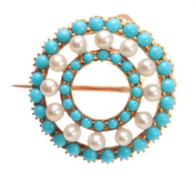 Lot 689 - A 15CT GOLD TURQUOISE AND PEARL SET CIRCULAR...