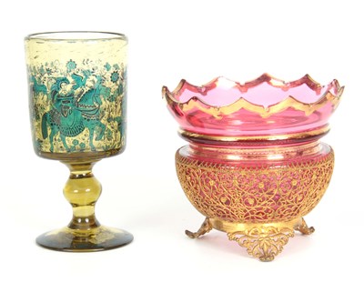 Lot 17 - A 20TH CENTURY FINELY WORKED GILT FILIGREE...