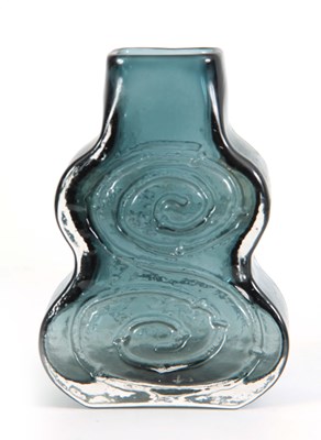 Lot 23 - A 20TH CENTURY WHITEFRIARS CELLO PATTERN GLASS...
