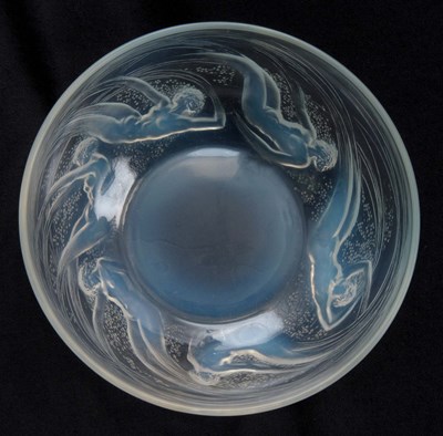 Lot 29 - AN R, LALIQUE ONDINES GLASS BOWL with a band...