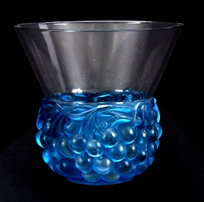 Lot 40 - A R LALIQUE 'CERISES' CLEAR AND FROSTED BLUE...
