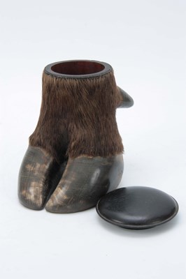 Lot 480 - A LATE 19th CENTURY TAXIDERMY BUFFALO FOOT...