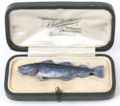 Lot 580 - A SILVER AND ENAMEL FISH BROOCH in the form of...