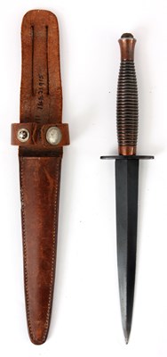 Lot 801 - AN FS COMMANDO KNIFE having black flattened...