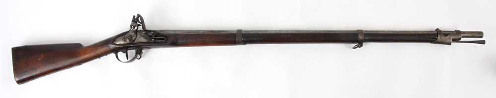 Lot 820 - A 19th CENTURY SWISS MILITARY FLINTLOCK RIFLE...