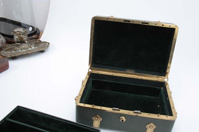 Lot 890 - AN EARLY 20th CENTURY LEATHER BOUND JEWELRY...