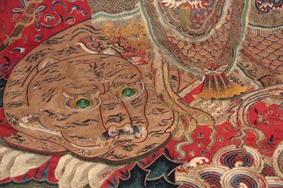 Lot 147 - AN 18TH/19TH CENTURY CHINESE WALL HANGING...