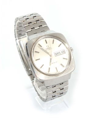 Lot 197 - A GENTLEMAN'S STEEL OMEGA AUTOMATIC GENEVE...