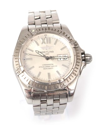 Lot 206 - A GENTLEMAN'S STAINLESS STEEL BREITLING...