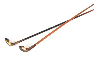 Lot 260 - A HICKORY SHAFTED NOVELTY GOLF CLUB WALKING...