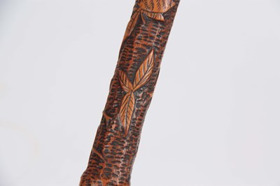 Lot 268 - A 19th CENTURY JAPANESE BAMBOO WALKING CANE...