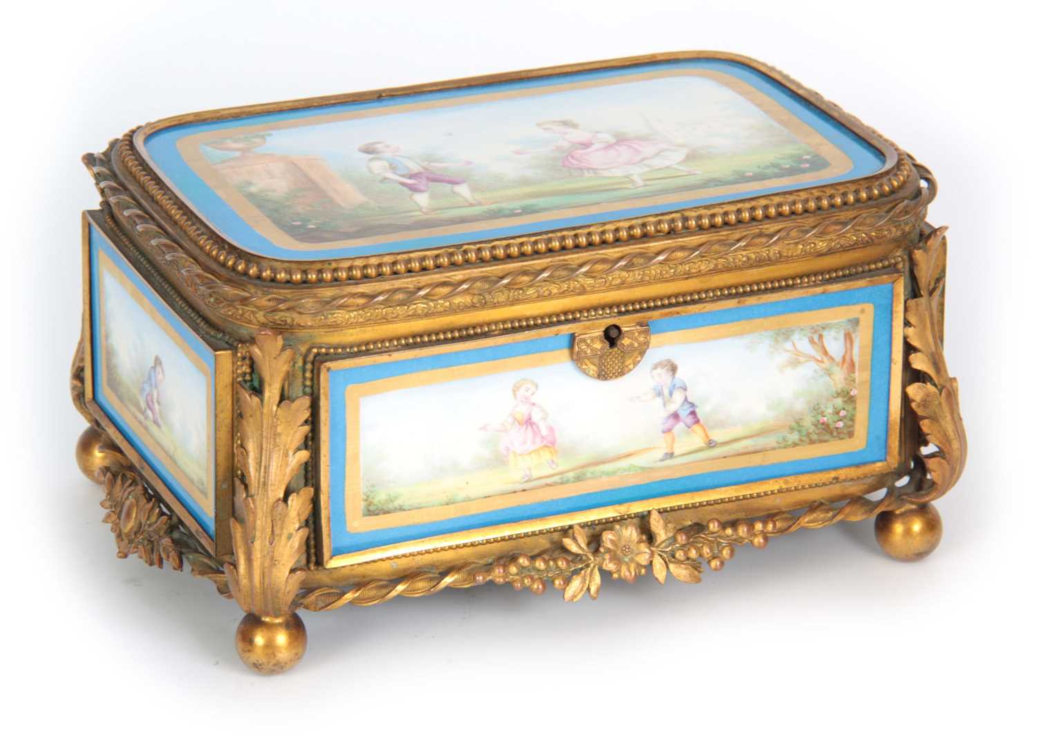 Lot 41 - A 19TH CENTURY FRENCH SEVRES STYLE PORCELAIN...