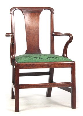 Lot 692 - AN EARLY 18TH CENTURY WALNUT OPEN ARMCHAIR...