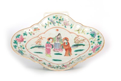 Lot 76 - AN 18th CENTURY CHINESE DISH OF SHAPED FORM...