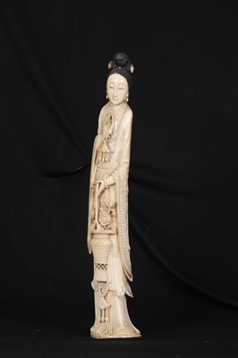 Lot 96 - A LARGE 19th CENTURY CHINESE CARVED IVORY...