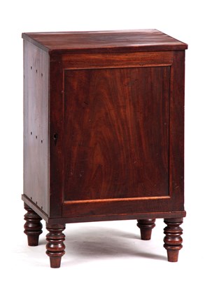 Lot 1002 - A GEORGE III MAHOGANY COLLECTORS CABINET with...