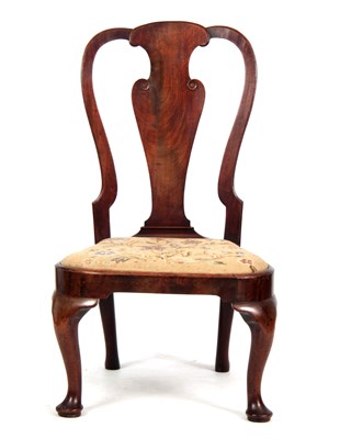 Lot 1024 - A GEORGE I MAHOGANY SINGLE CHAIR with...