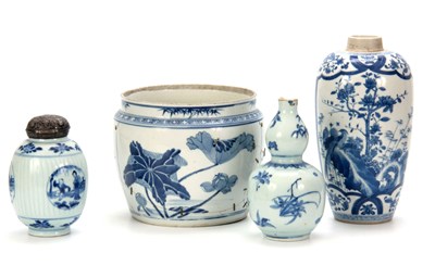 Lot 104 - A COLLECTION OF 18TH - 19TH CENTURY CHINESE...