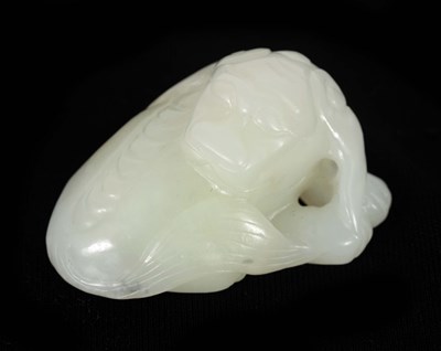 Lot 117 - A QUING DYNASTY CHINESE WHITE JADE CARVING...