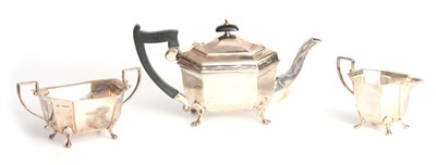 Lot 269 - A GEORGE V SILVER THREE PIECE TEA SERVICE of...