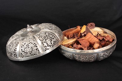 Lot 283 - A 19TH CENTURY ASIAN WHITE METAL/SILVER...