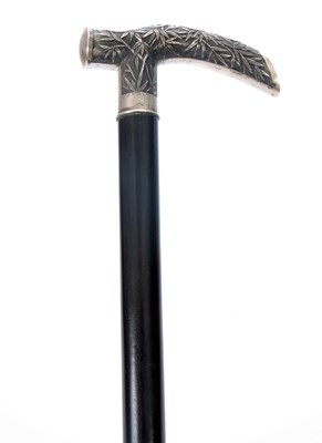 Lot 337 - A 20TH CENTURY CHINESE WALKING CANE with a...