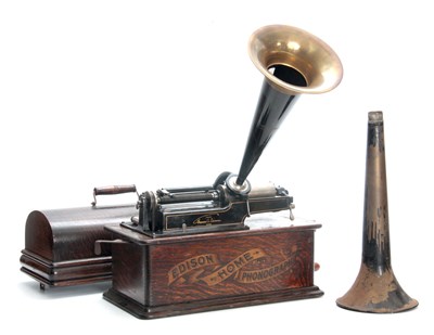 Lot 552 - A LATE 19TH CENTURY EDISON HOME PHONOGRAPH in...