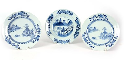 Lot 87 - THREE 18TH CENTURY CHINESE BLUE AND WHITE...