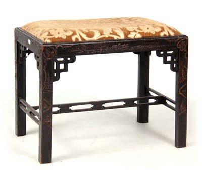 Lot 908 - AN EARLY 20TH CENTURY CHINESE CHIPPENDALE...