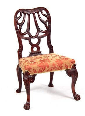 Lot 928 - AN EARLY 18TH CENTURY STYLE WALNUT SIDE CHAIR...