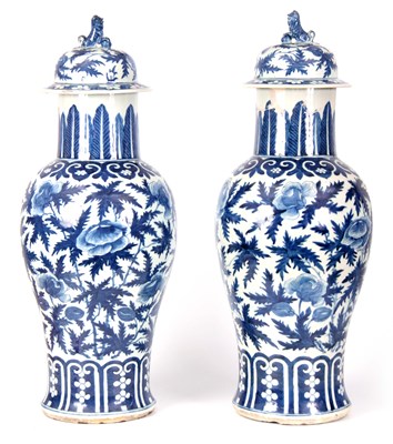 Lot 98 - A LARGE PAIR OF 19TH CENTURY CHINESE BLUE AND...