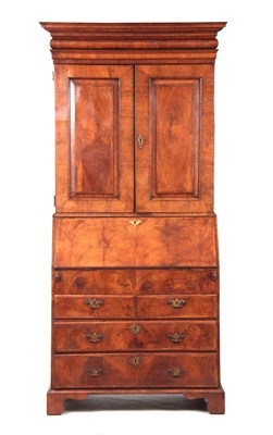 Lot 982 - AN 18TH CENTURY FIGURED WALNUT PROVINCIAL...